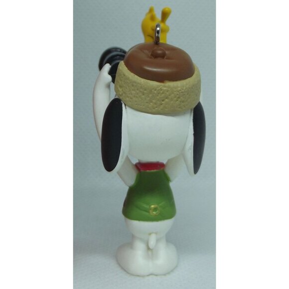 Hallmark Ornament 2013 Peanuts Bird-Watcher Snoopy 16th binoculars Woodstock - Picture 6 of 11